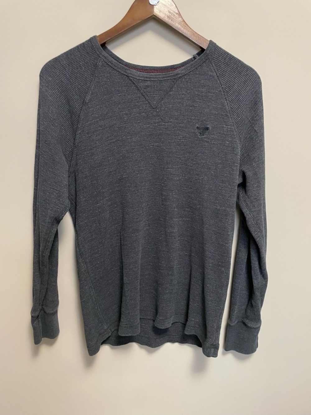 American Eagle Outfitters Charcoal Gray Vintage Fit Waffle Knit Shirt Men’s M